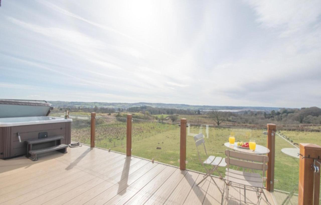 Luxury Family Beechwood Lodge With Hot Tub Lochwinnoch Εξωτερικό φωτογραφία