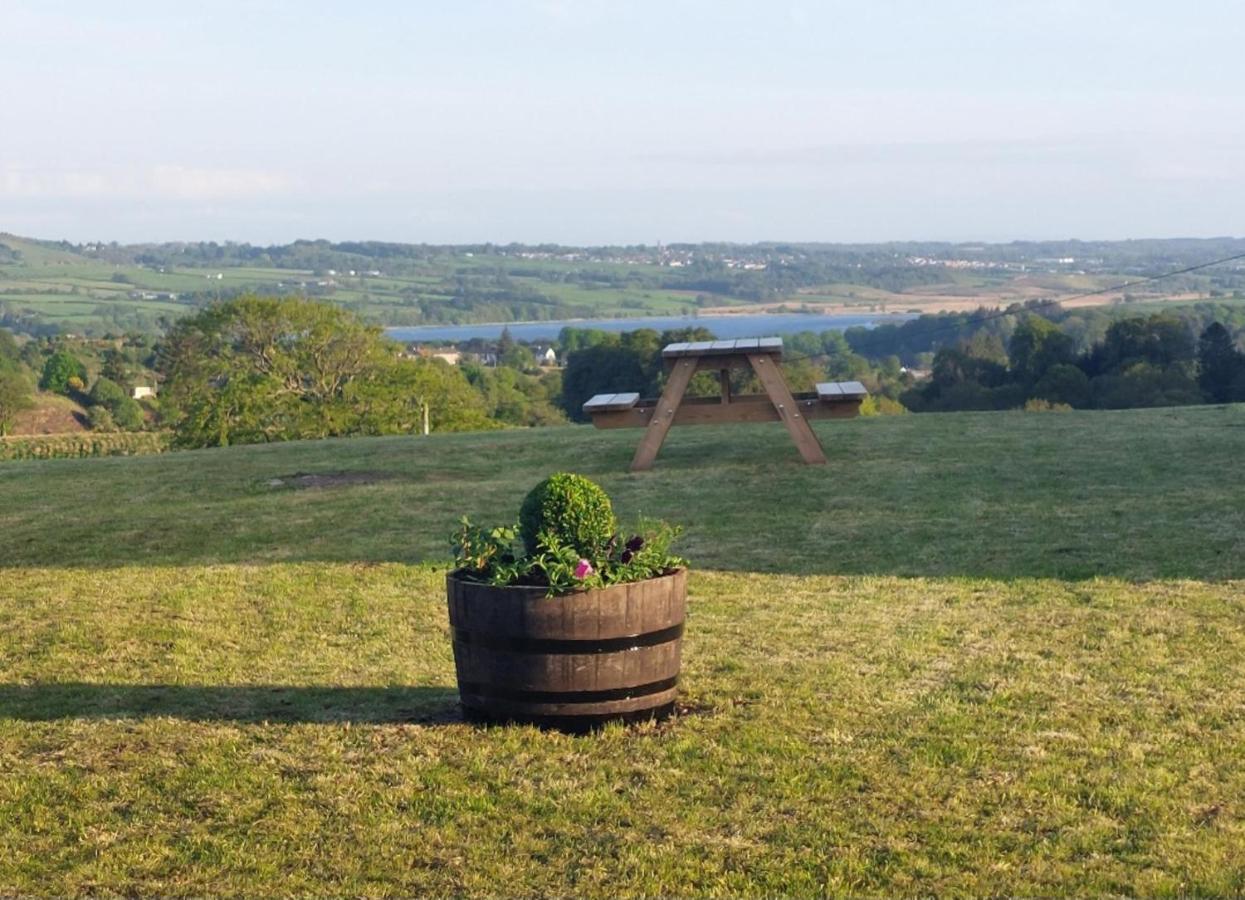 Luxury Family Beechwood Lodge With Hot Tub Lochwinnoch Εξωτερικό φωτογραφία
